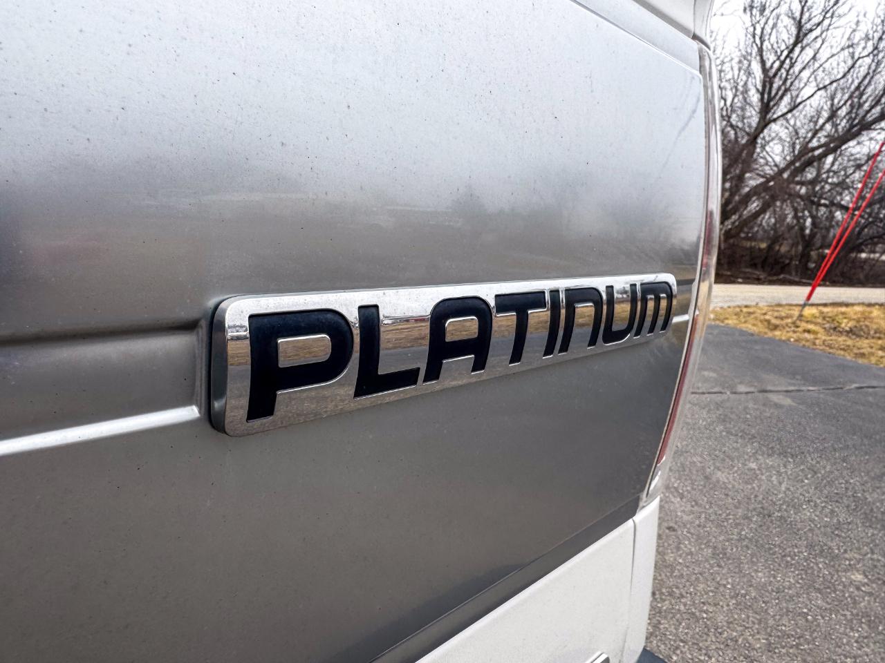 Ford F-150 4WD SuperCrew 145" Platinum 2014
