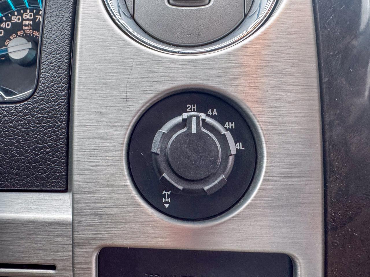 Ford F-150 4WD SuperCrew 145" Platinum 2014