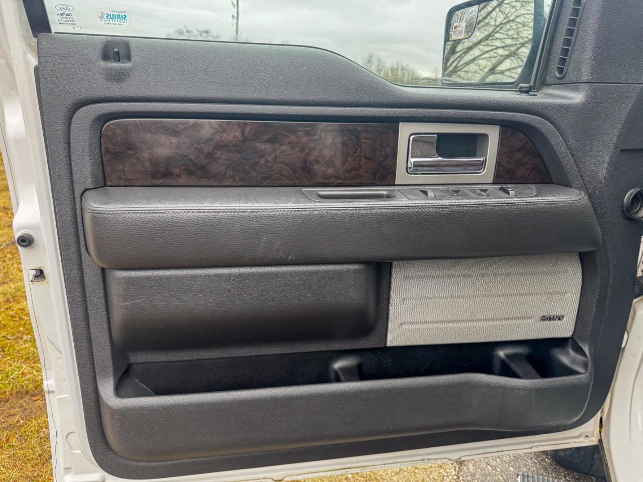 Ford F-150 4WD SuperCrew 145" Platinum 2014