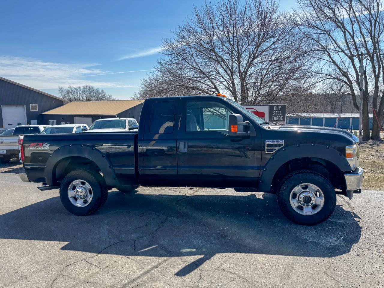 Ford Super Duty F-250 SRW 4WD SuperCab 142" Lariat 2010
