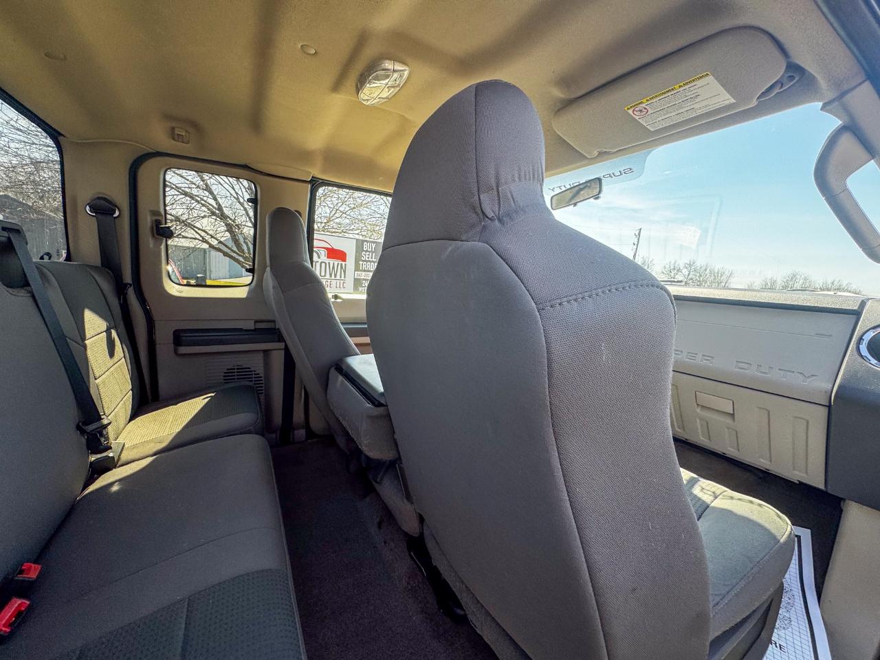 Ford Super Duty F-250 SRW 4WD SuperCab 142" Lariat 2010