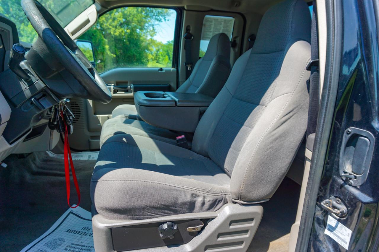 Ford Super Duty F-250 SRW 4WD SuperCab 142" Lariat 2010