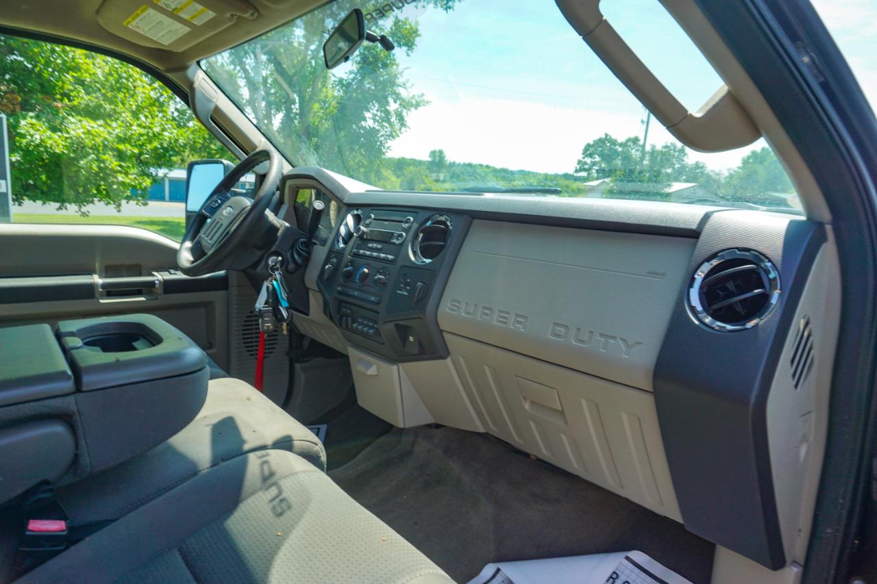 Ford Super Duty F-250 SRW 4WD SuperCab 142" Lariat 2010