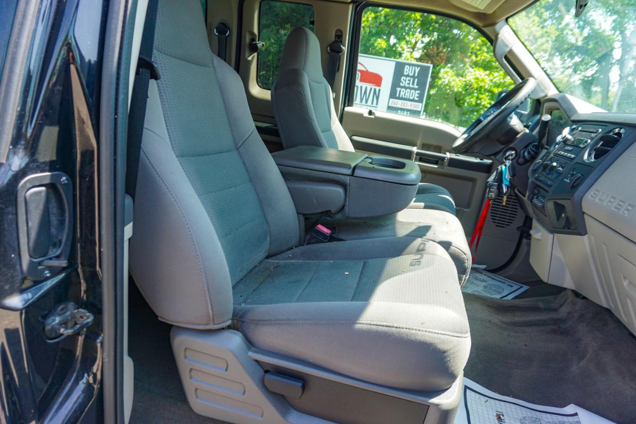 Ford Super Duty F-250 SRW 4WD SuperCab 142" Lariat 2010