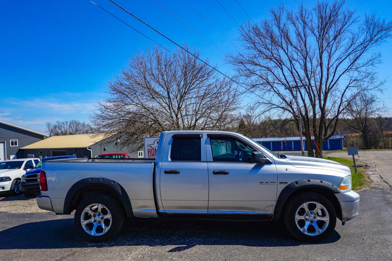 Dodge Ram 1500 4WD Quad Cab 140.5" ST 2010