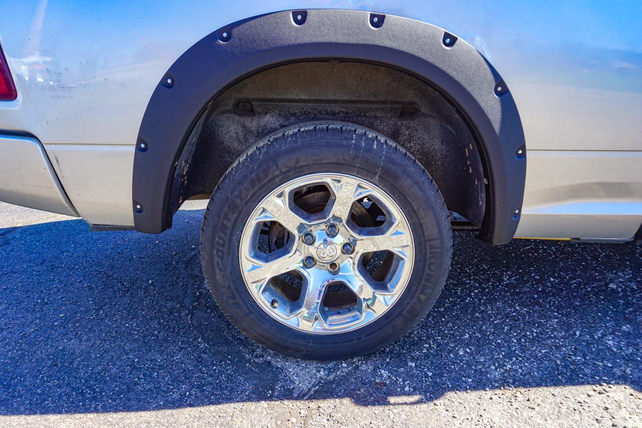 Dodge Ram 1500 4WD Quad Cab 140.5" ST 2010