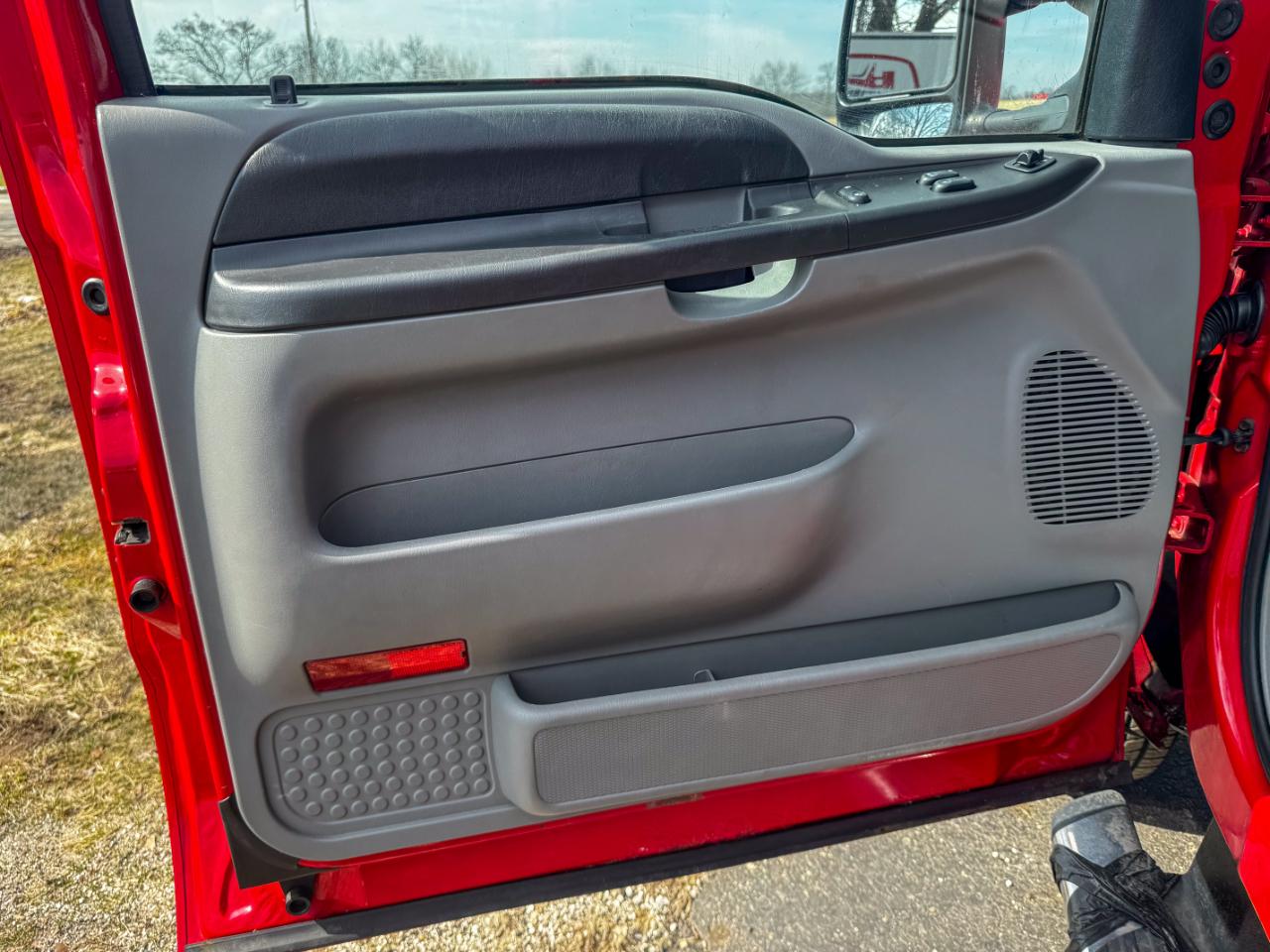 Ford Super Duty F-250 Supercab 142" Lariat 4WD 2005