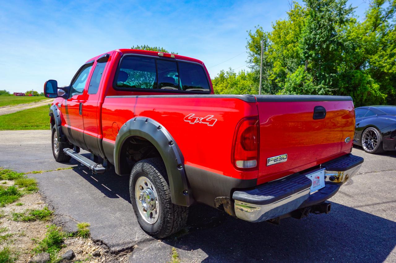 Ford Super Duty F-250 Supercab 142" Lariat 4WD 2005
