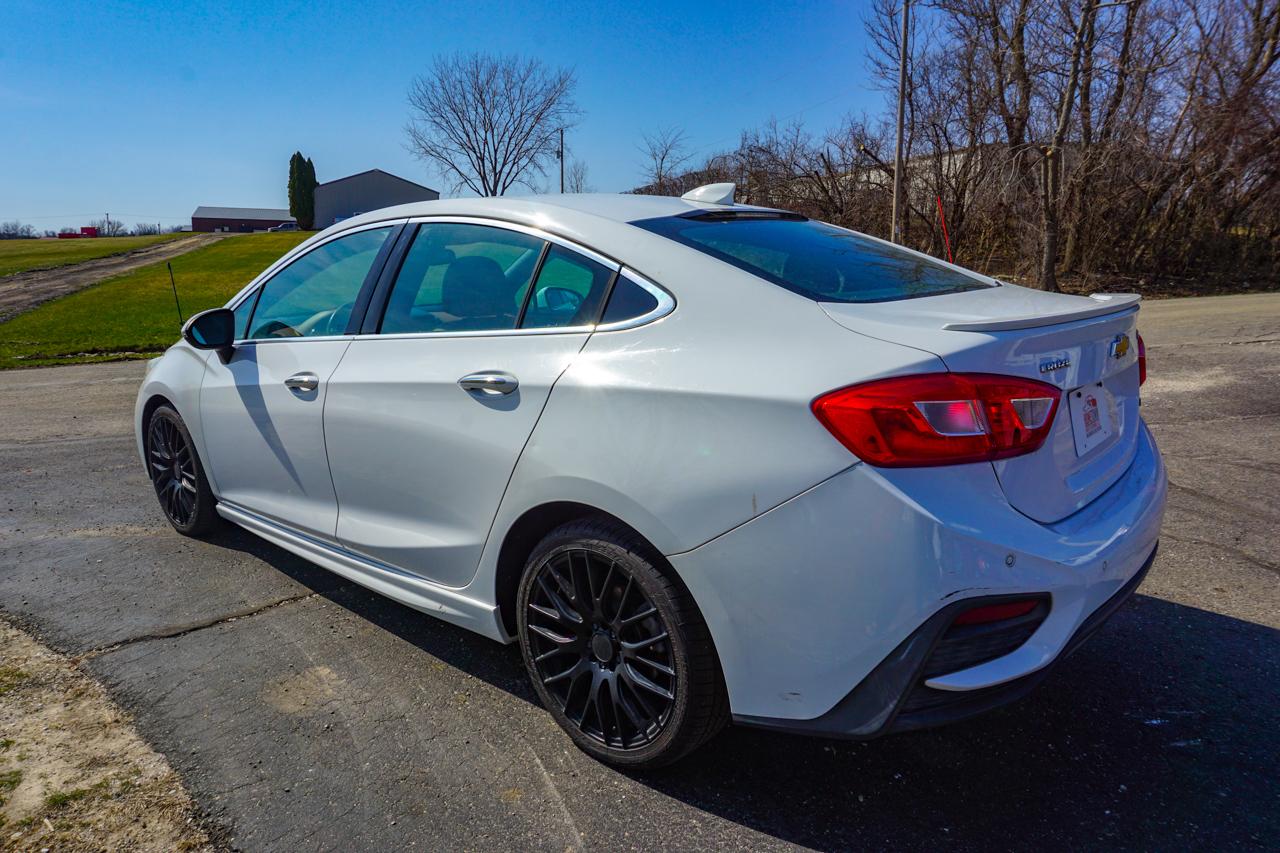 Chevrolet Cruze 4dr Sdn 1.4L Premier w/1SF 2017