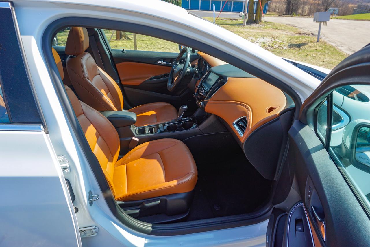 Chevrolet Cruze 4dr Sdn 1.4L Premier w/1SF 2017