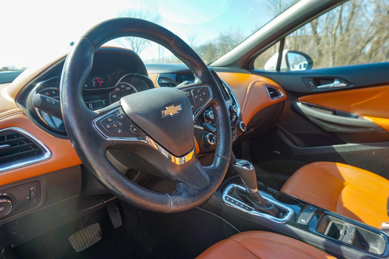 Chevrolet Cruze 4dr Sdn 1.4L Premier w/1SF 2017