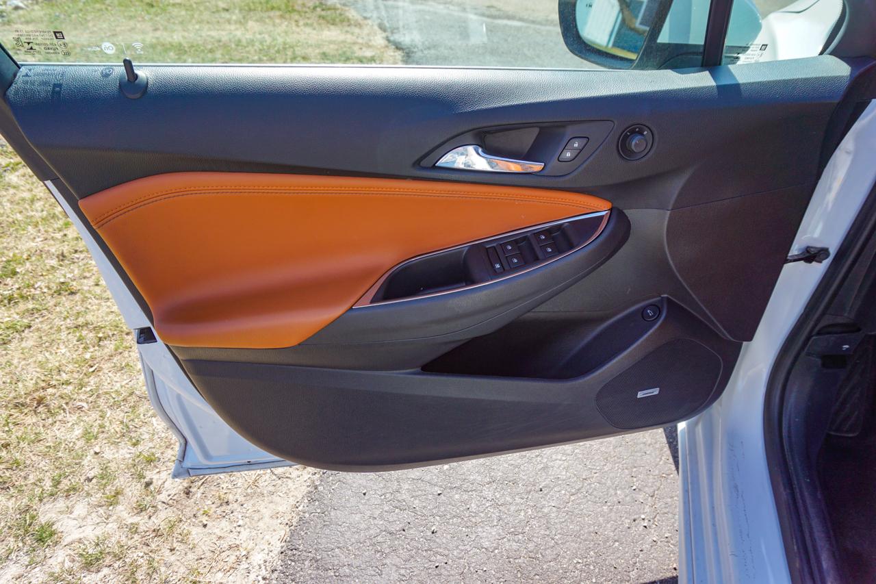 Chevrolet Cruze 4dr Sdn 1.4L Premier w/1SF 2017