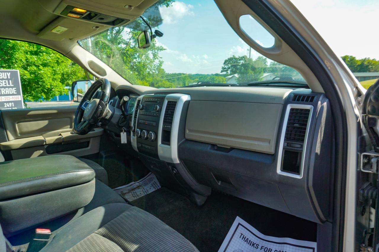 Dodge Ram 2500 4WD Crew Cab 149" SLT 2010