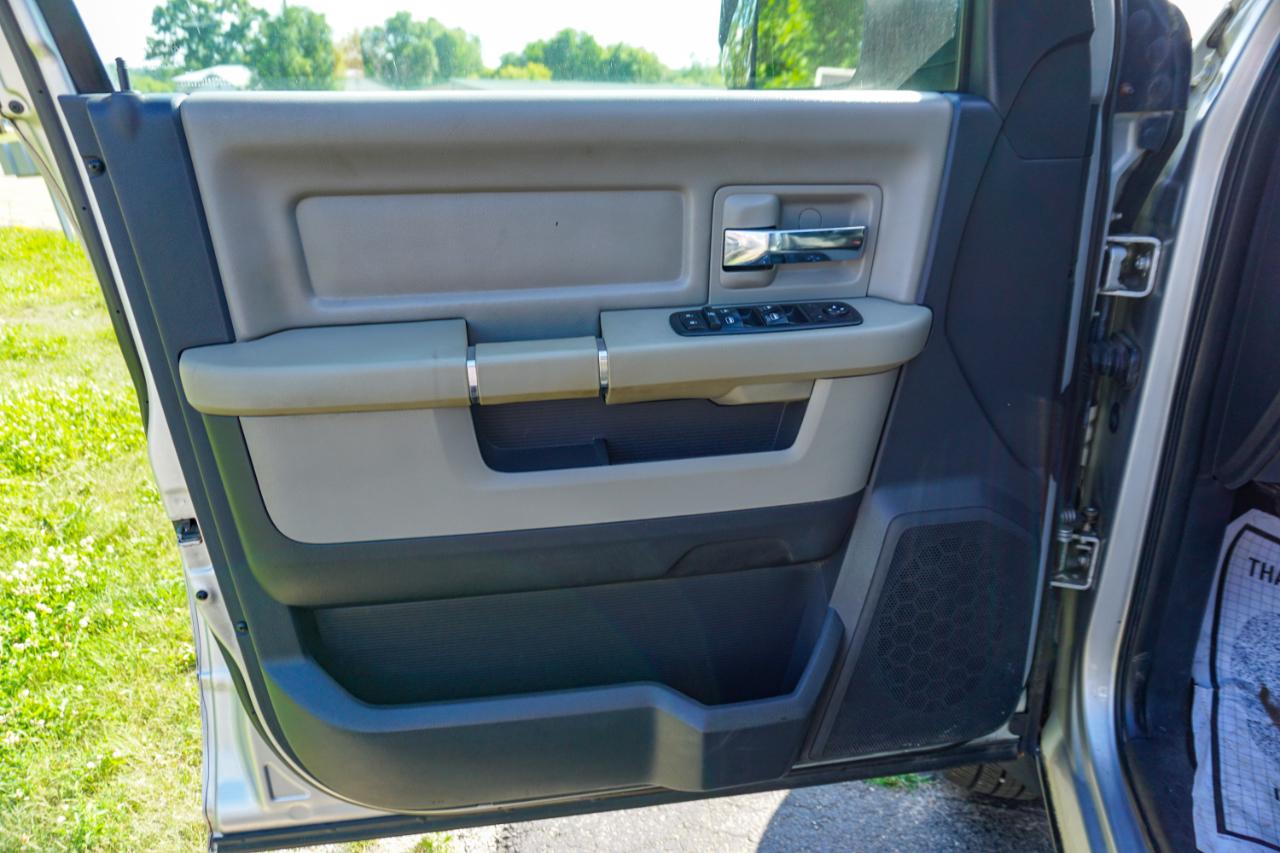 Dodge Ram 2500 4WD Crew Cab 149" SLT 2010