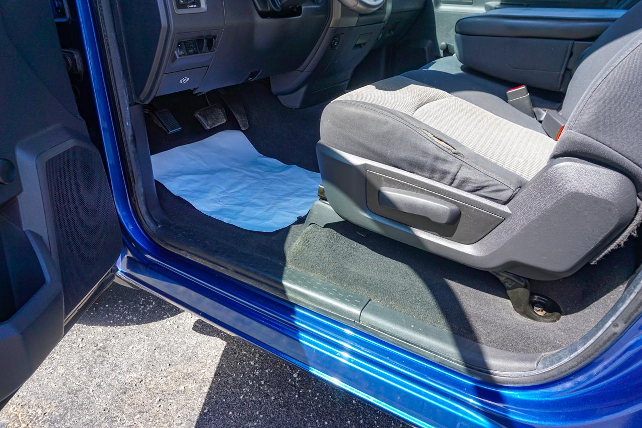 Dodge Ram 1500 4WD Reg Cab 140.5" ST 2010