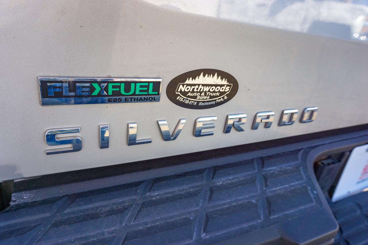 Chevrolet Silverado 1500 4WD Ext Cab 143.5" LT 2010