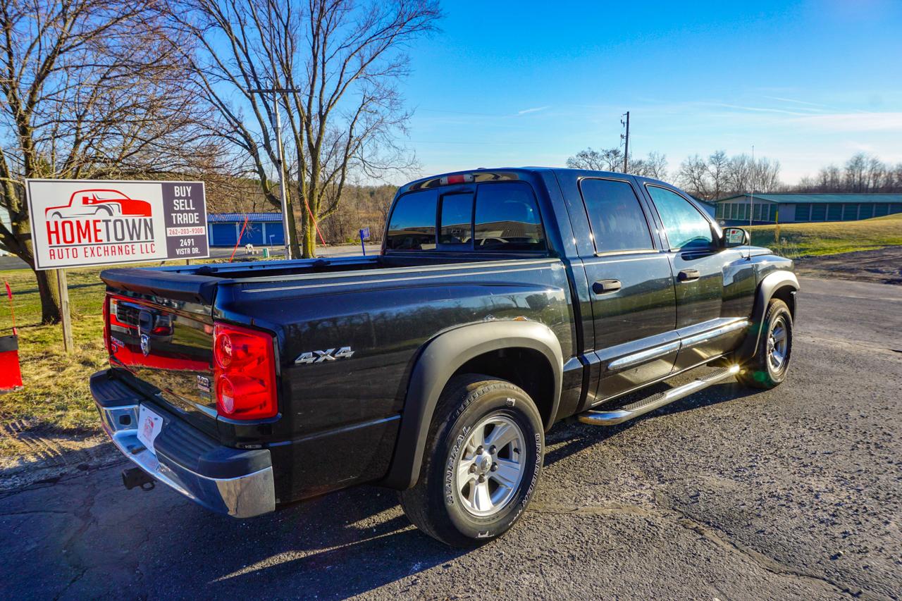 Dodge Dakota 4WD Crew Cab Laramie 2008