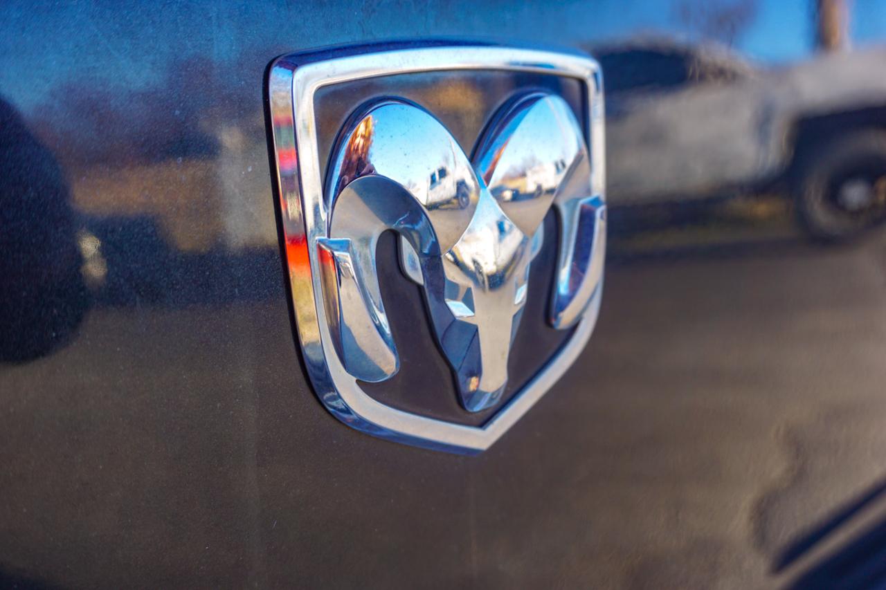 Dodge Dakota 4WD Crew Cab Laramie 2008