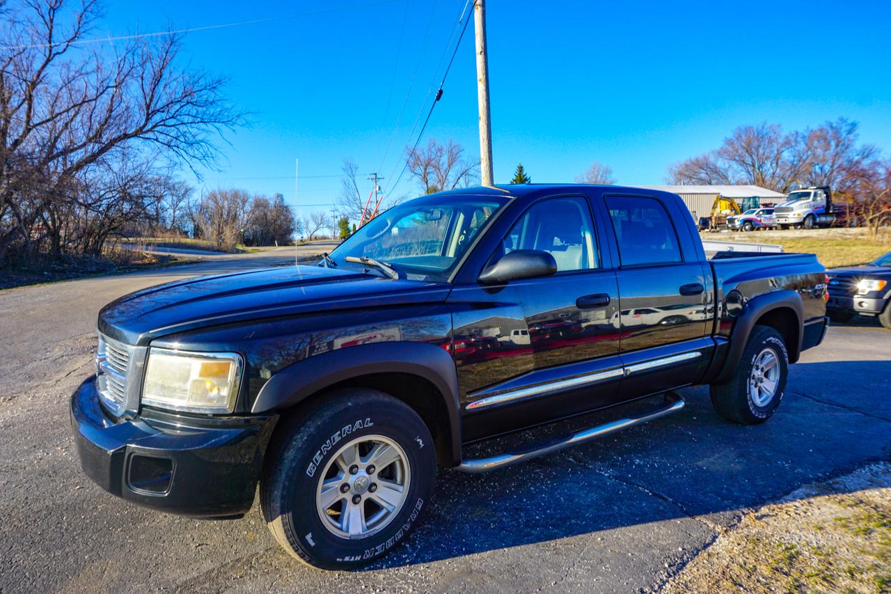 Dodge Dakota 4WD Crew Cab Laramie 2008