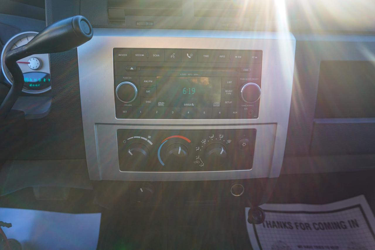 Dodge Dakota 4WD Crew Cab Laramie 2008