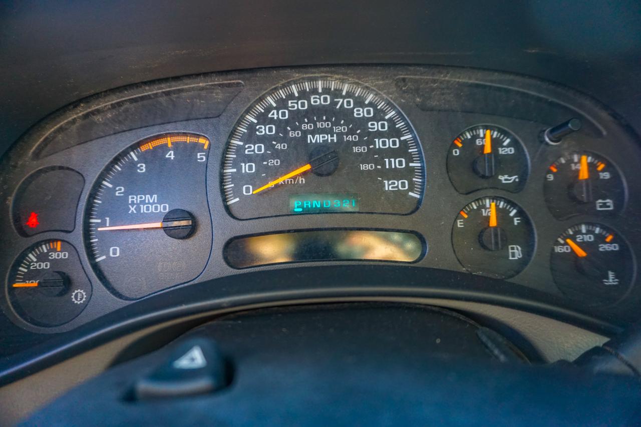 GMC Sierra 2500HD Ext Cab 143.5" WB 4WD SLT 2005