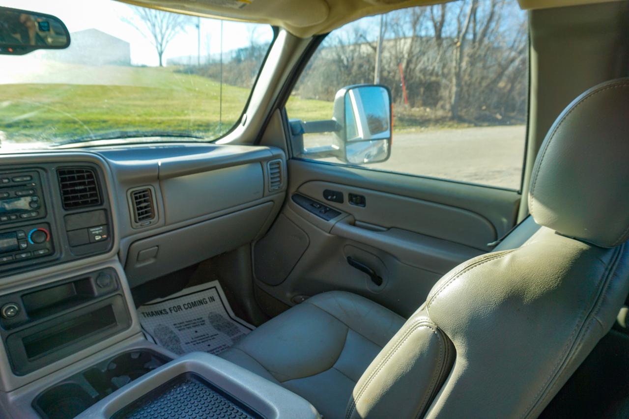 GMC Sierra 2500HD Ext Cab 143.5" WB 4WD SLT 2005