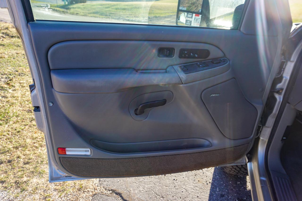 GMC Sierra 2500HD Ext Cab 143.5" WB 4WD SLT 2005