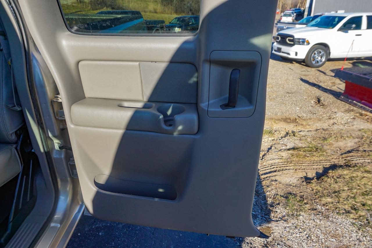 GMC Sierra 2500HD Ext Cab 143.5" WB 4WD SLT 2005