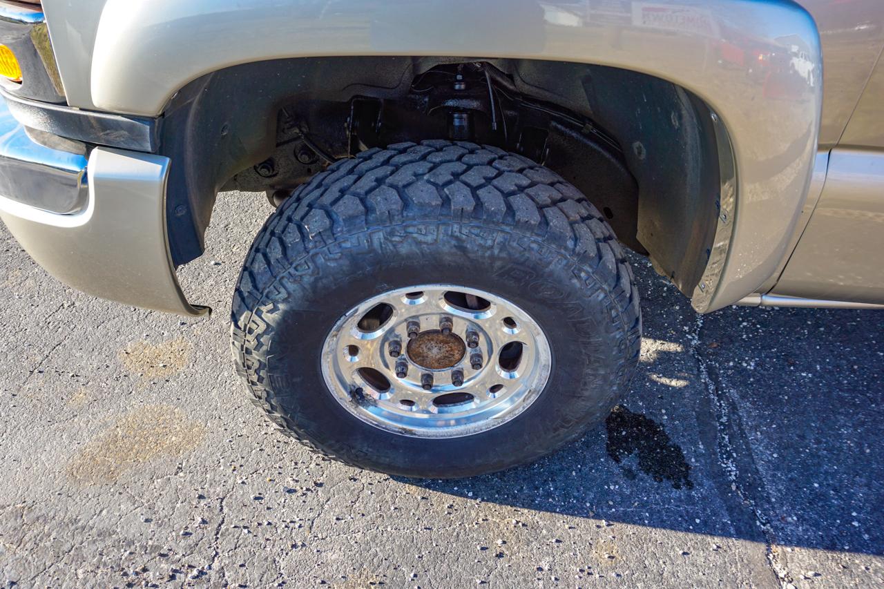 GMC Sierra 2500HD Ext Cab 143.5" WB 4WD SLT 2005