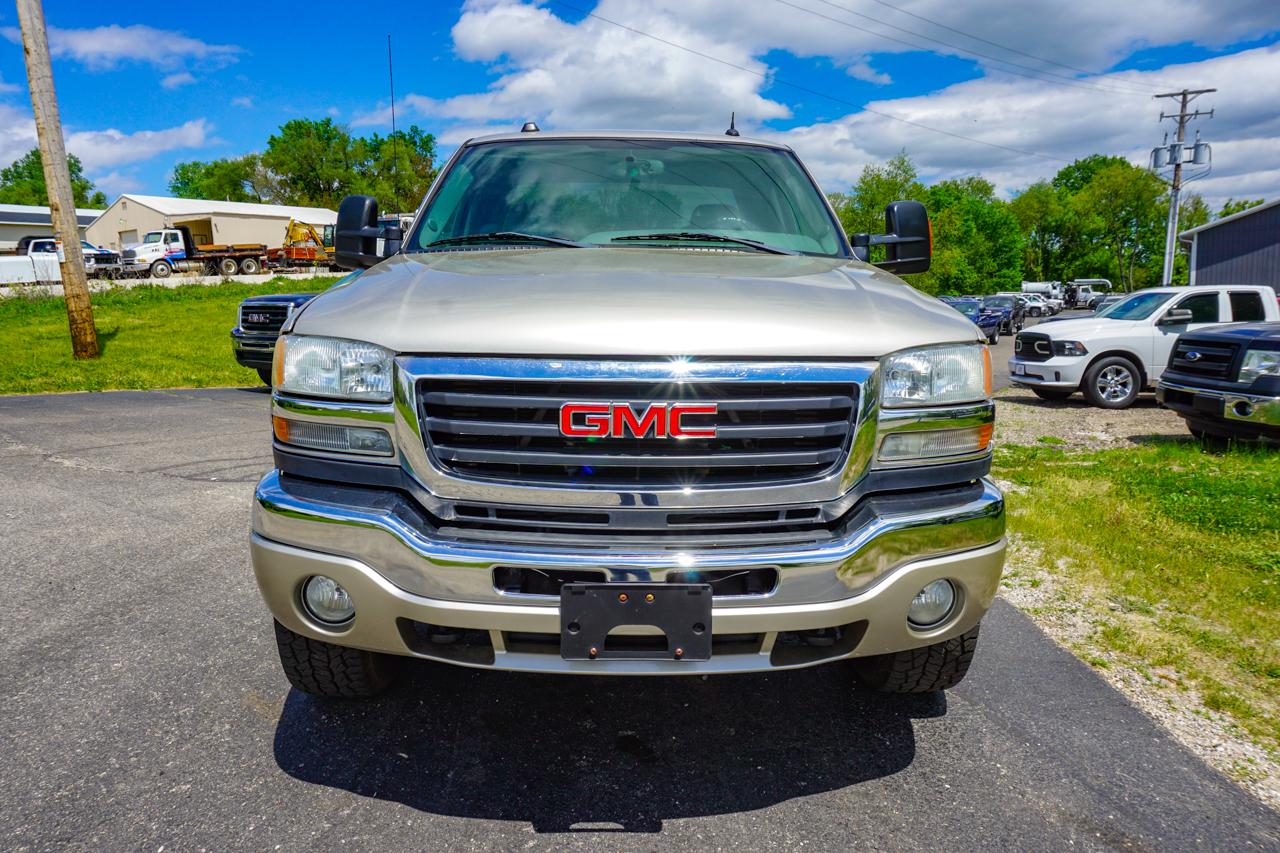 GMC Sierra 2500HD Ext Cab 143.5" WB 4WD SLT 2005