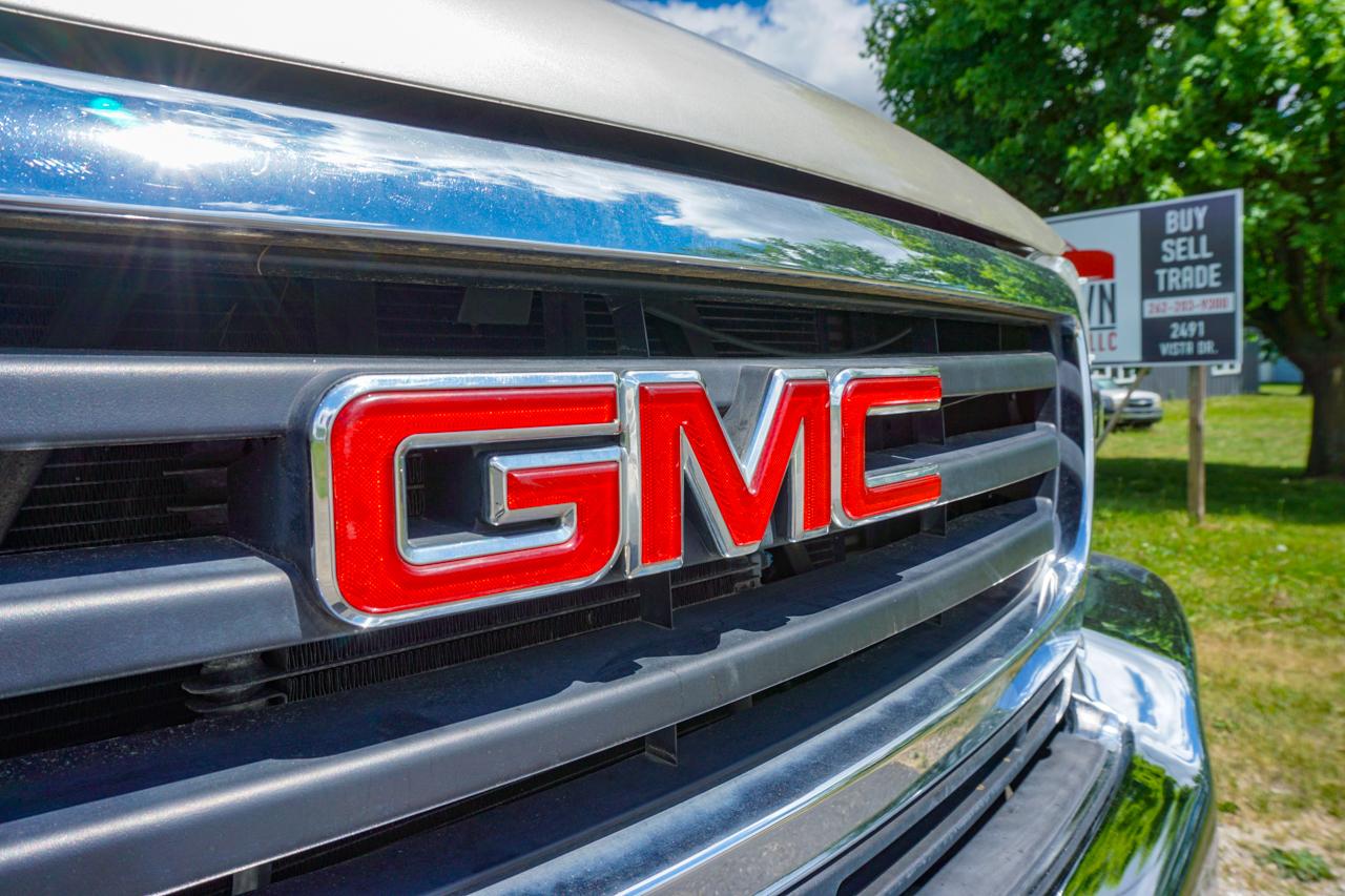 GMC Sierra 2500HD Ext Cab 143.5" WB 4WD SLT 2005