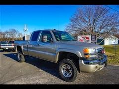 2005 GMC Sierra 2500HD 