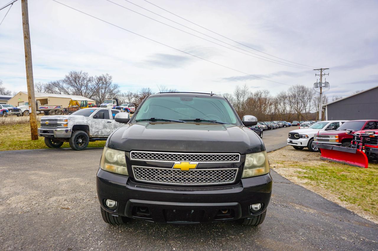 Chevrolet Suburban 4WD 4dr 1500 LTZ 2008