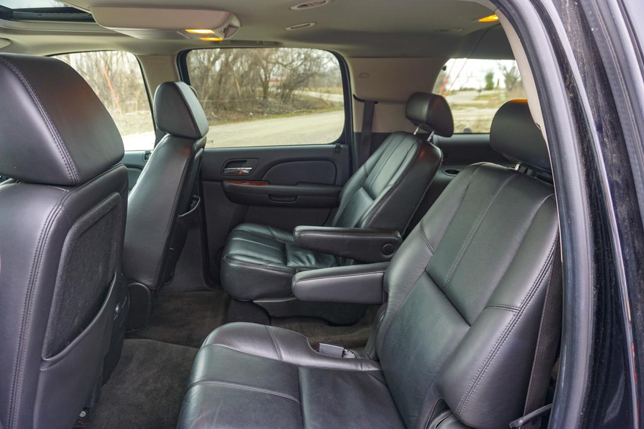 Chevrolet Suburban 4WD 4dr 1500 LTZ 2008