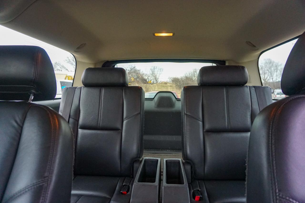 Chevrolet Suburban 4WD 4dr 1500 LTZ 2008