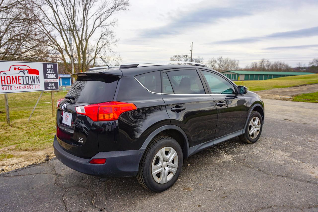 Toyota RAV4 AWD 4dr LE (Natl) 2015