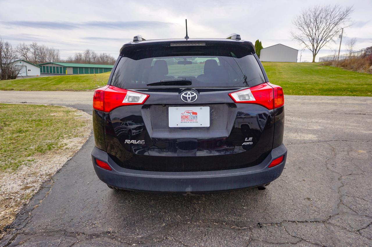 Toyota RAV4 AWD 4dr LE (Natl) 2015