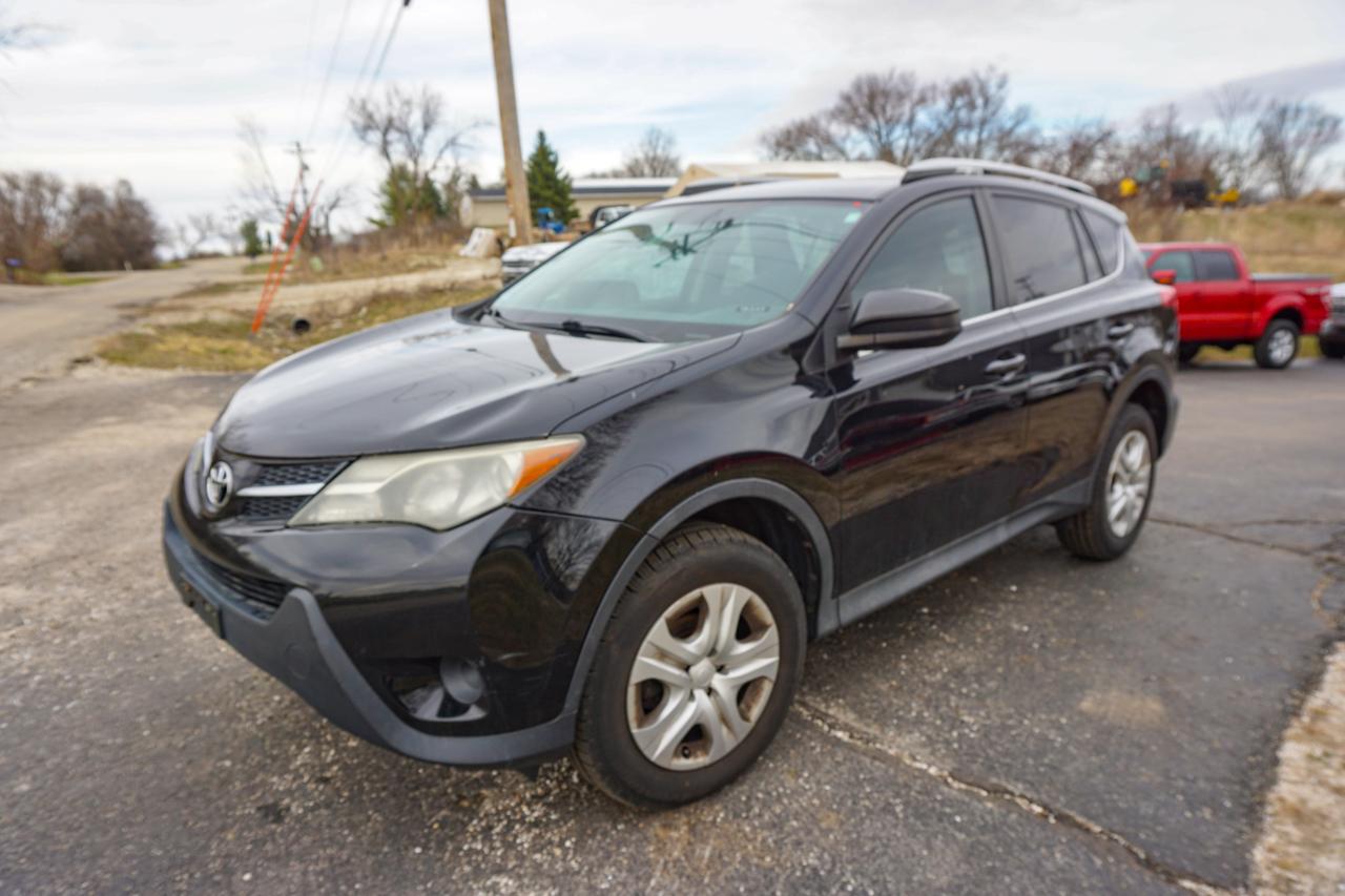 Toyota RAV4 AWD 4dr LE (Natl) 2015