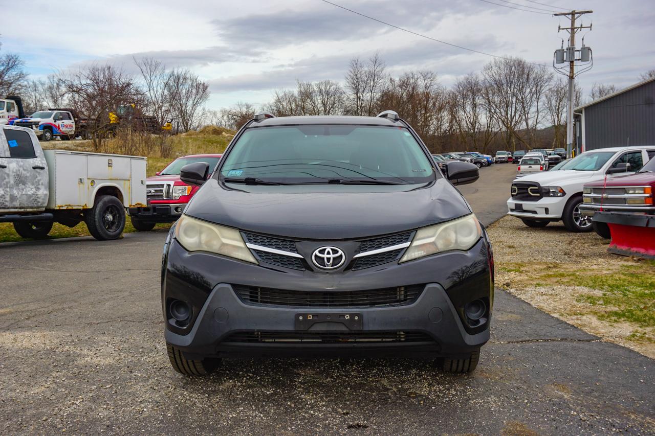 Toyota RAV4 AWD 4dr LE (Natl) 2015