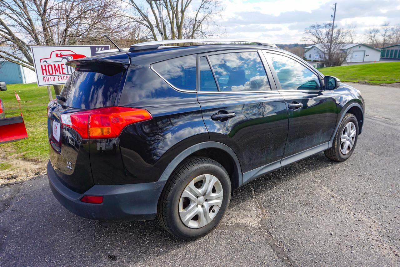 Toyota RAV4 AWD 4dr LE (Natl) 2015