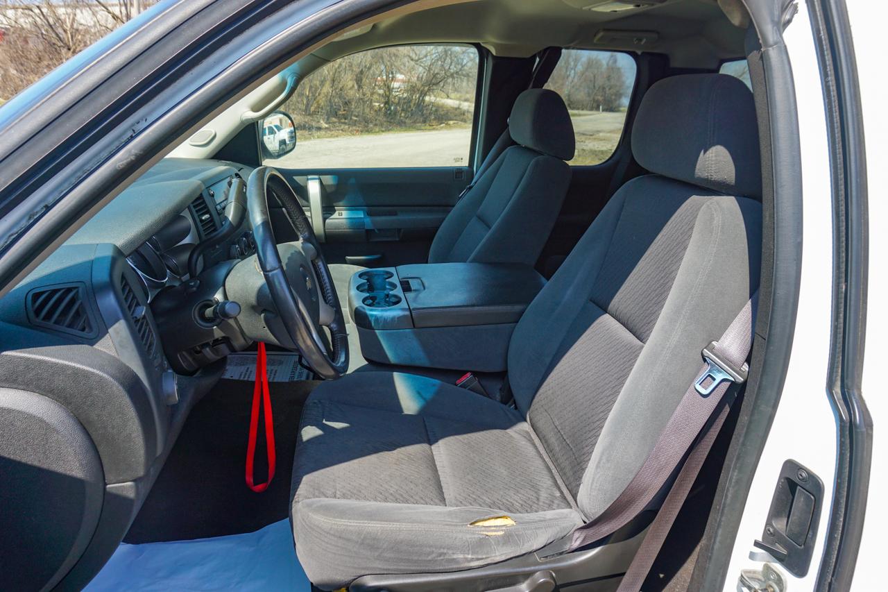 Chevrolet Silverado 1500 4WD Ext Cab 134.0" LT *Ltd Avail* 2009