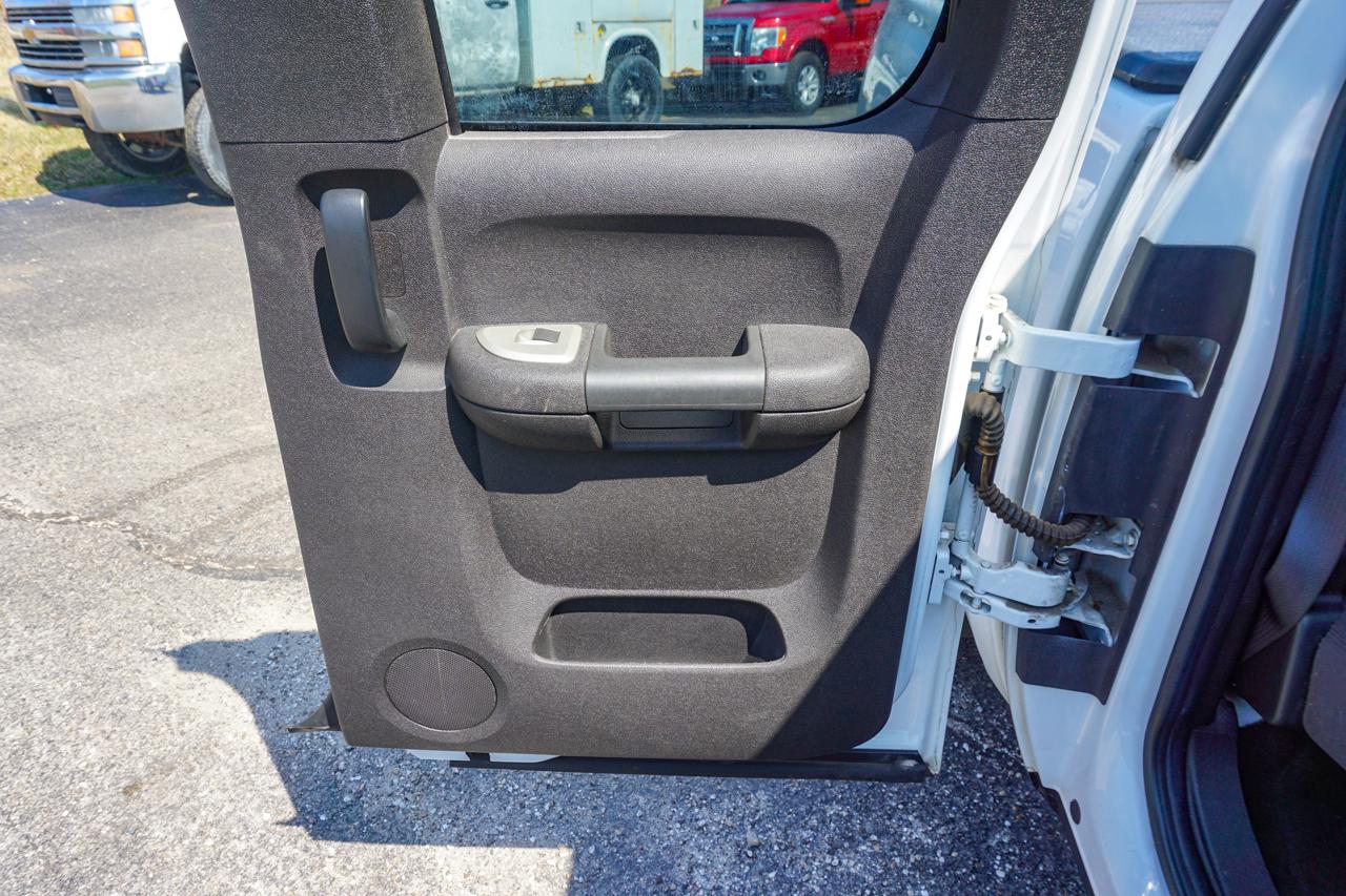 Chevrolet Silverado 1500 4WD Ext Cab 134.0" LT *Ltd Avail* 2009