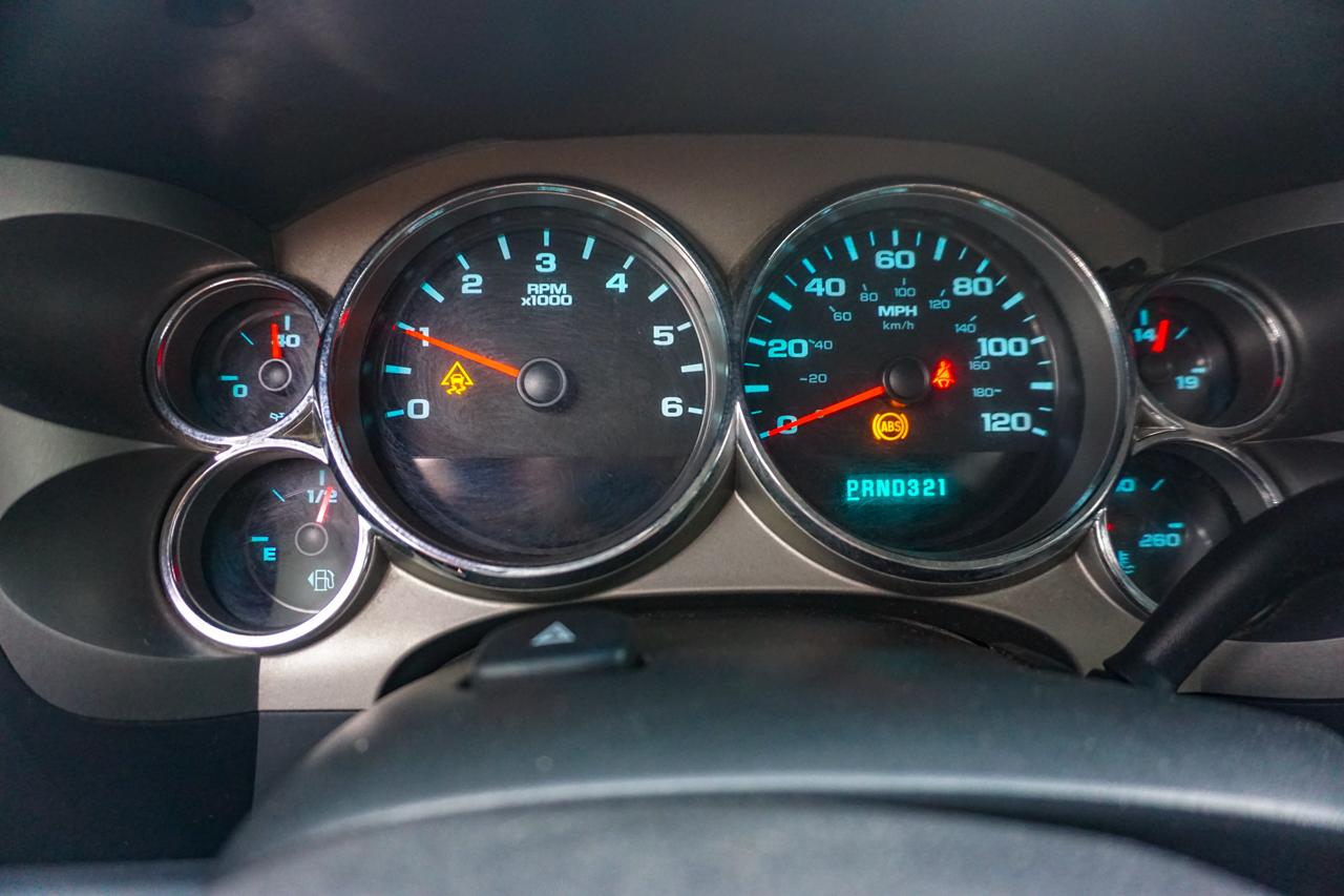 Chevrolet Silverado 1500 4WD Ext Cab 134.0" LT *Ltd Avail* 2009