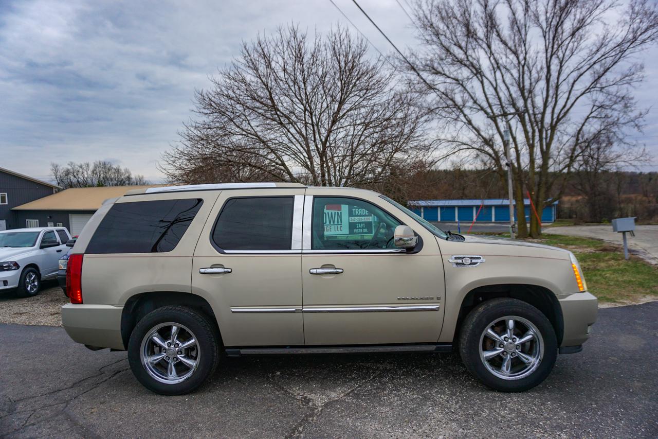 Cadillac Escalade AWD 4dr 2007
