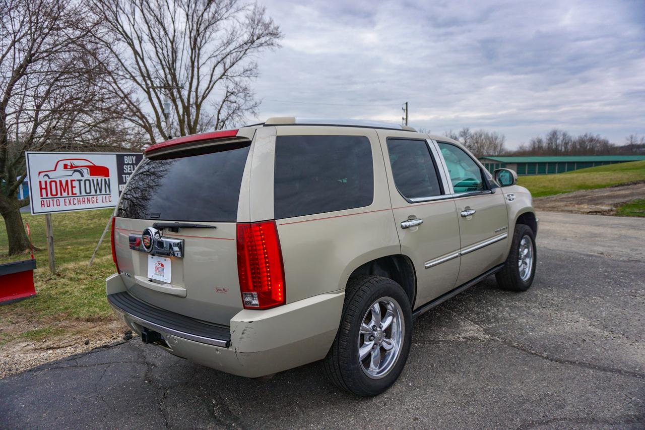 Cadillac Escalade AWD 4dr 2007