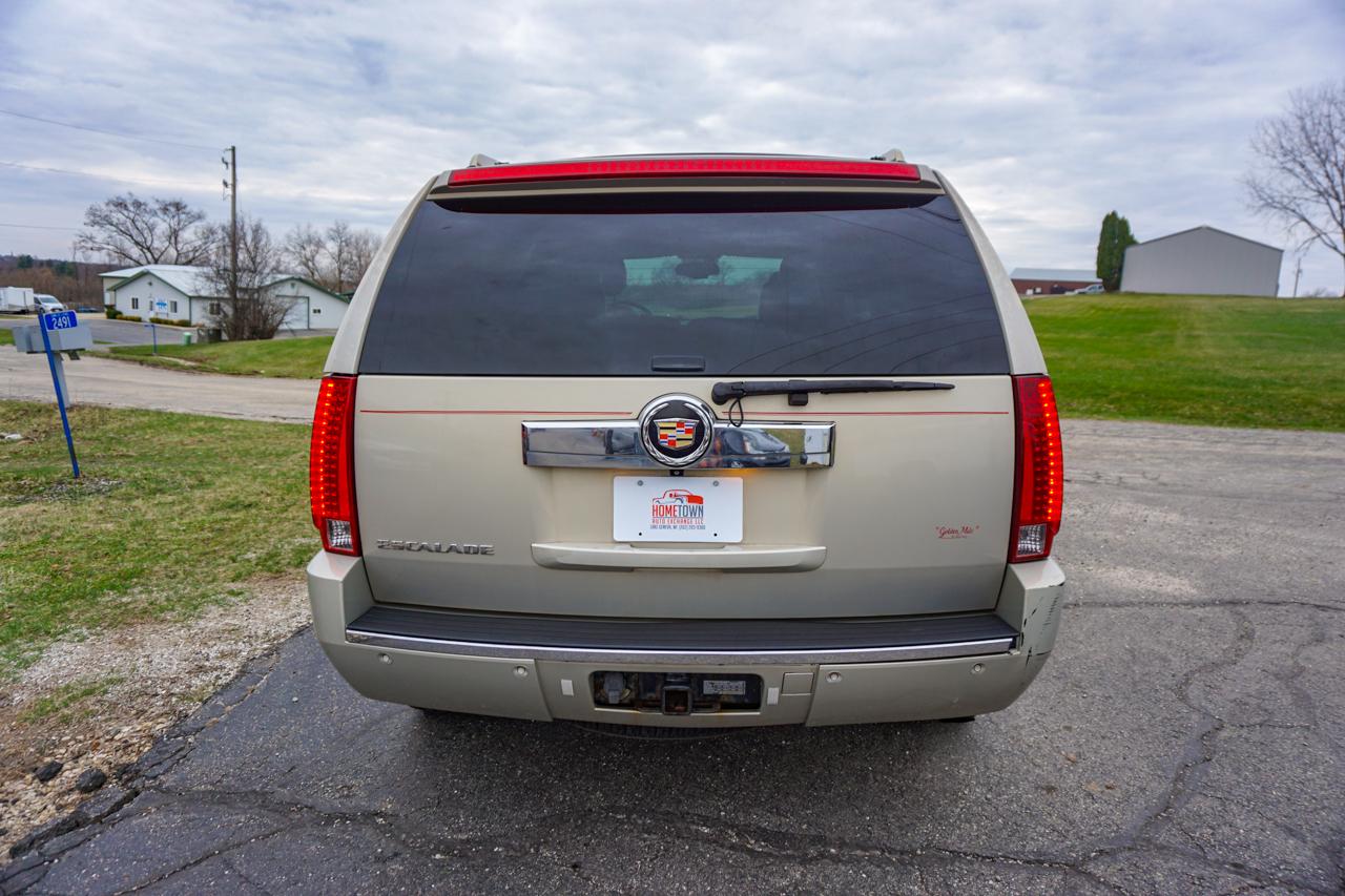 Cadillac Escalade AWD 4dr 2007