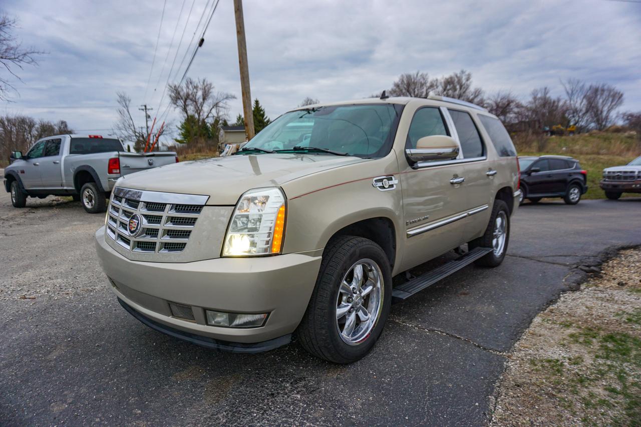 Cadillac Escalade AWD 4dr 2007