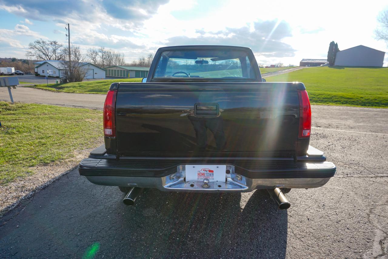 Chevrolet 1/2 Ton Pickups Fleetside 117.5" WB 4WD 1988