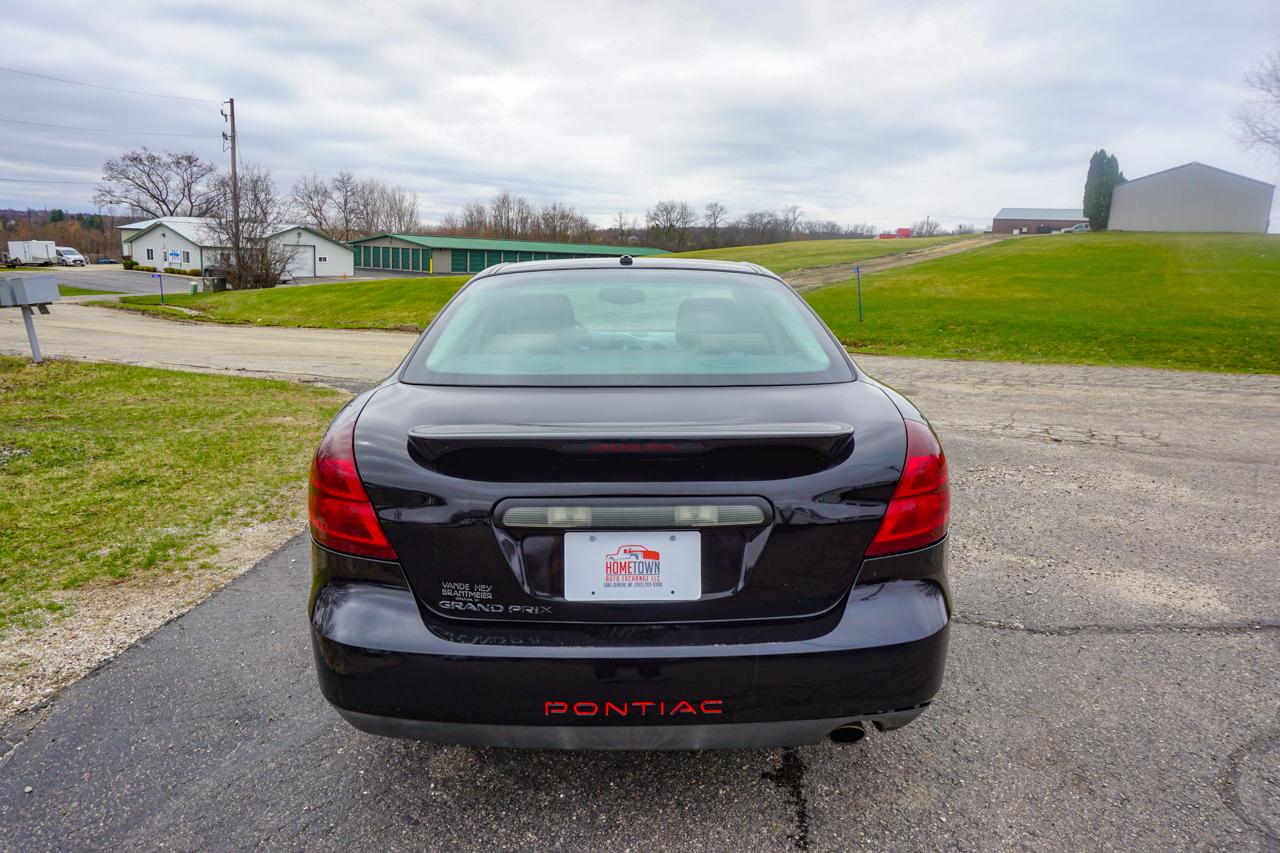 Pontiac Grand Prix 4dr Sdn 2006