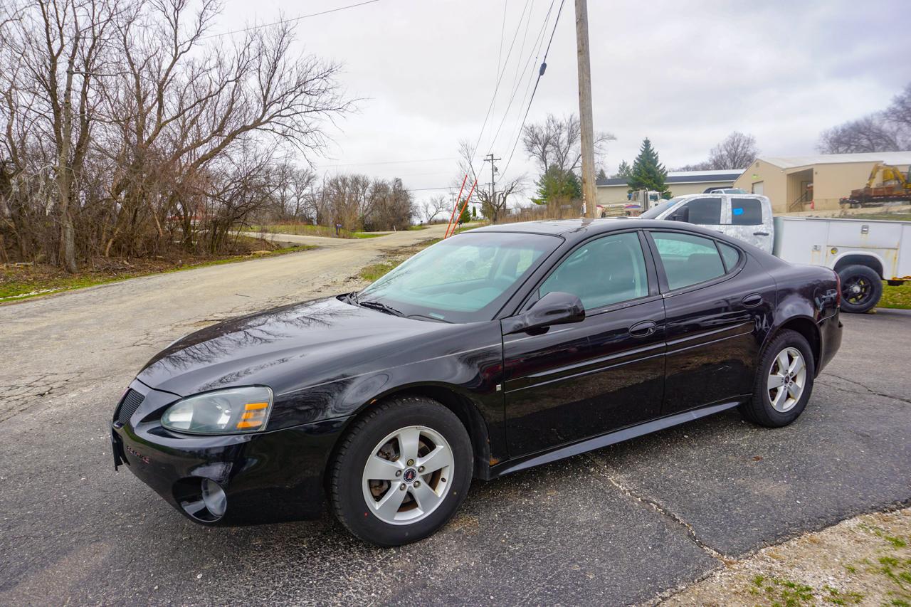 Pontiac Grand Prix 4dr Sdn 2006